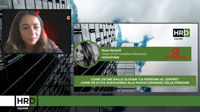 Come uscire dallo slogan “la persona al centro” VODAFONE